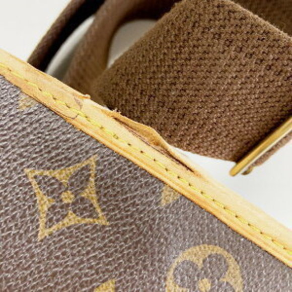 Louis Vuitton Congo PM Monogram Crossbody - Picture 10 of 11